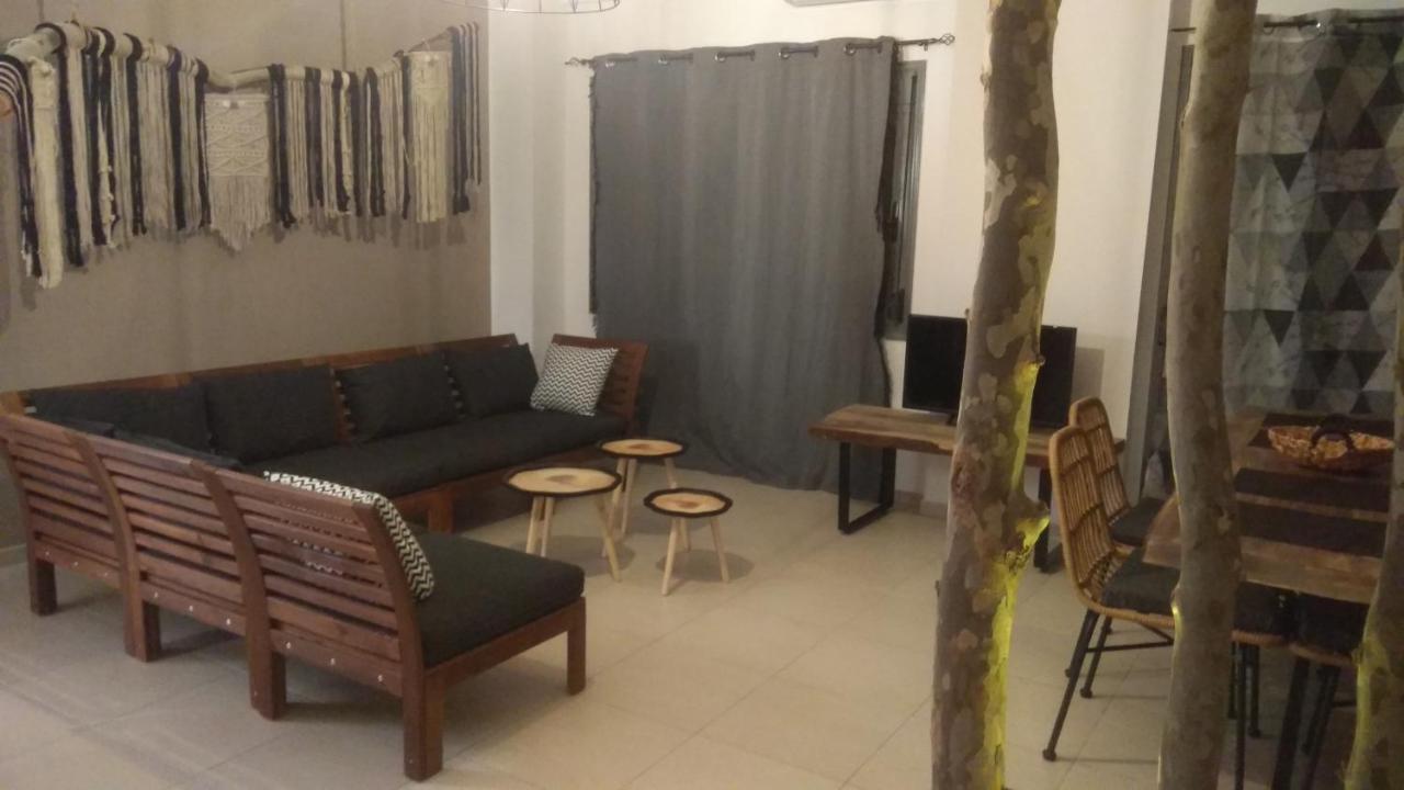 Chrisambelos Apartments อิสตรอน ภายนอก รูปภาพ